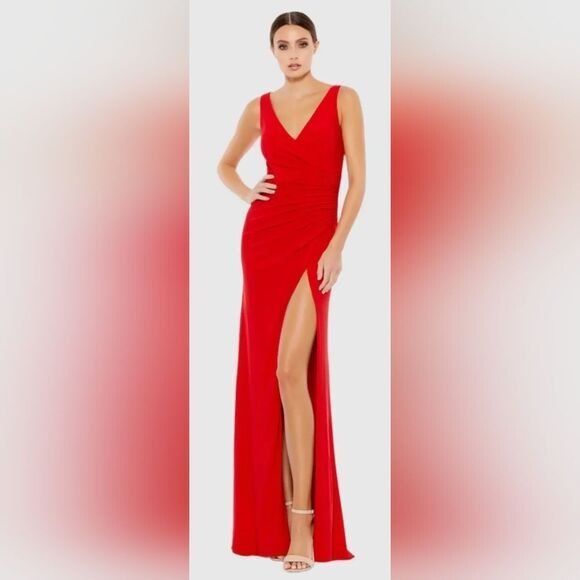 Mac Duggal 26513 Red Faux Wrap Sleeveless V Neck Gown NWT Size 4